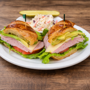 1/2 DELI SANDWHICH